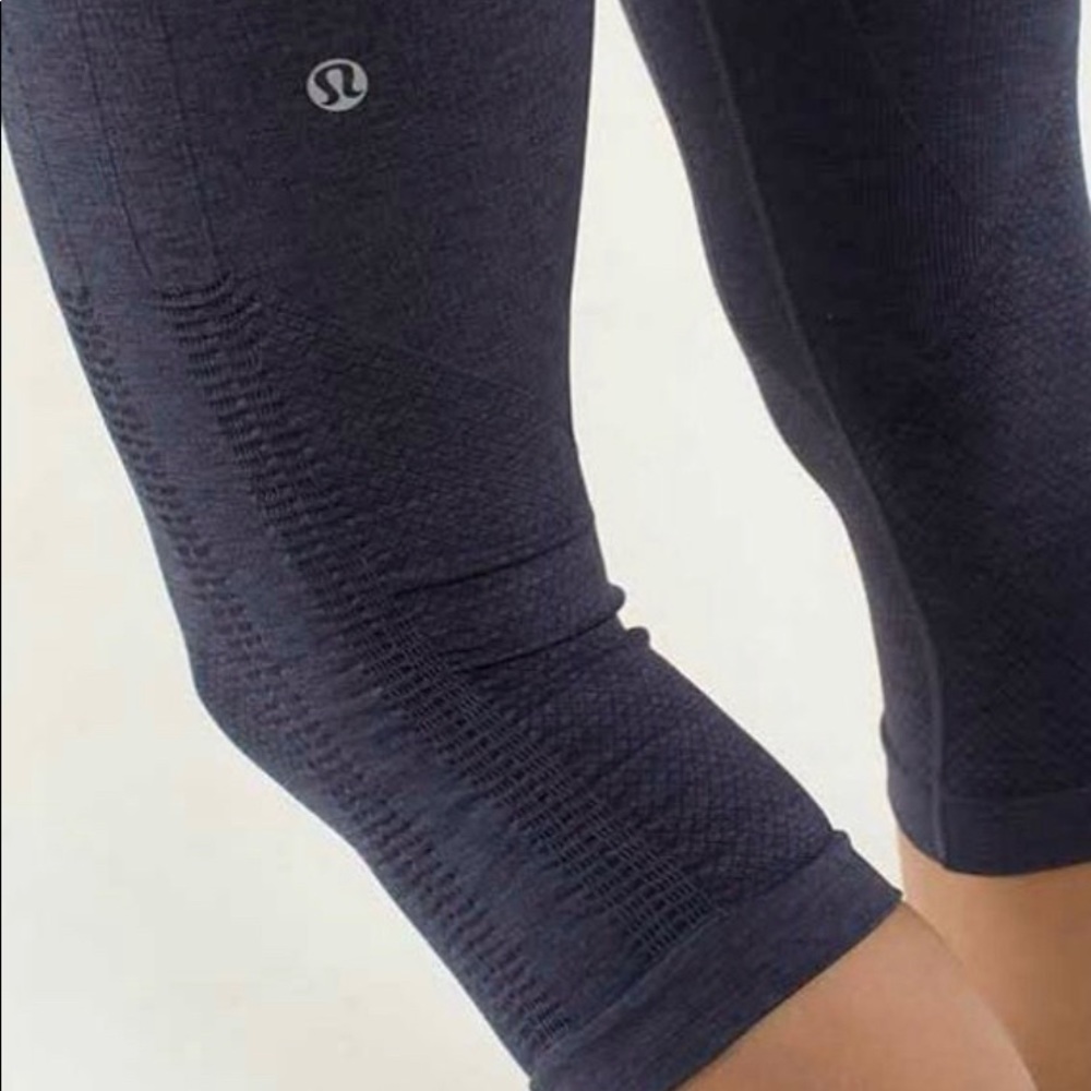 Lulu Lemon Cropped “In the Flow” leggings